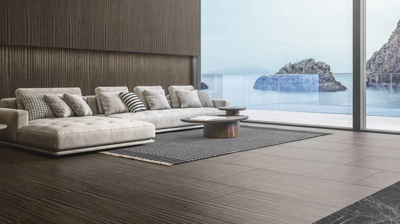 Wood-effect porcelain stoneware